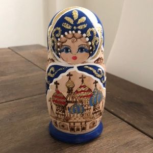 Russian Nesting Dolls - set of 5